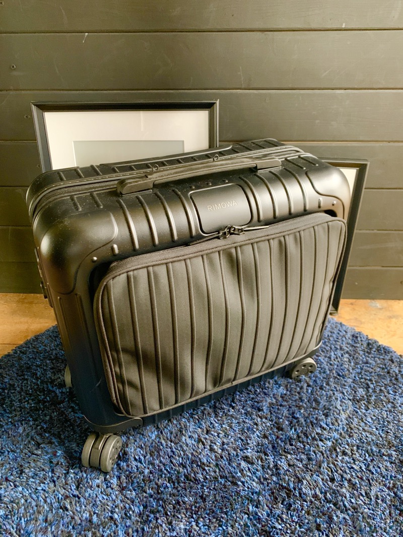 RIMOWA（リモワ） ESSENTIAL SLEEVE COMPACT スーツケースの買取実績 