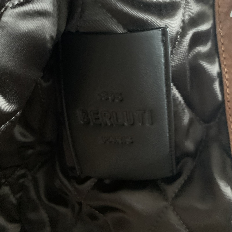 Berluti（ベルルッティ）のパティーヌ アンジュール ブルゾン